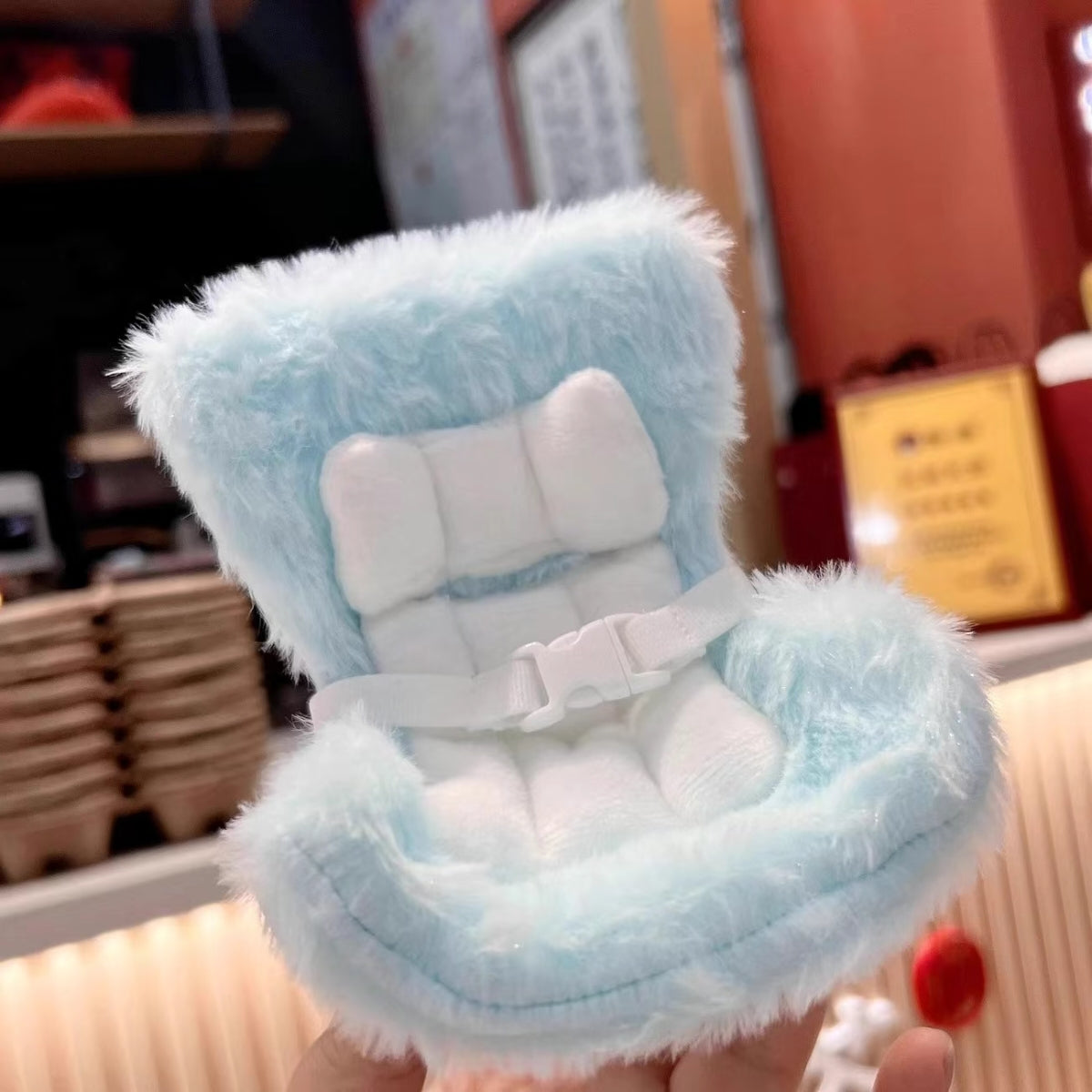 Car Seat for Labubu Dolls with Soft Furry Cushion, Air Vent Clip and Desktop Stand, Cute and Functional Car Ornament for Labubu Fans and Doll Collectors