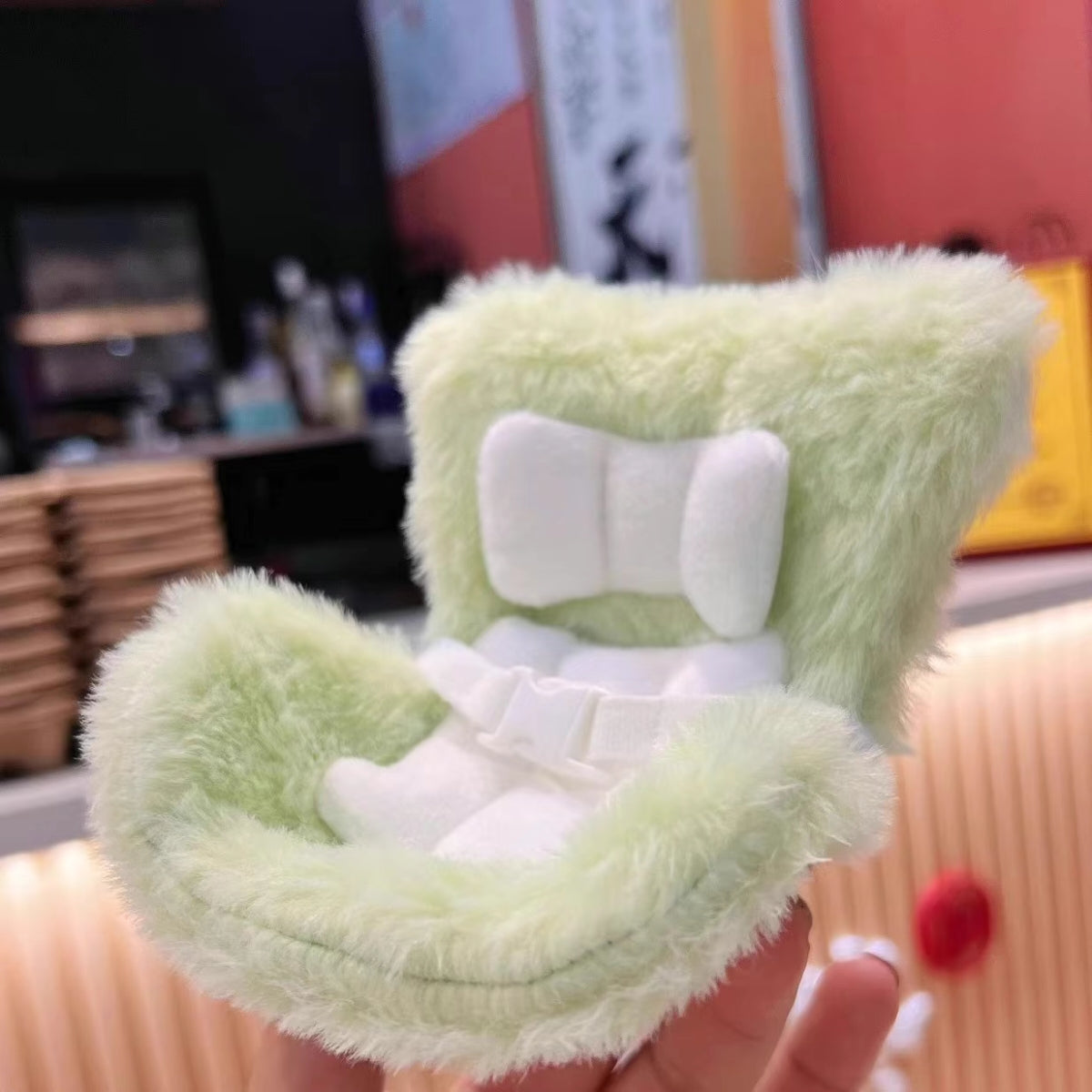 Car Seat for Labubu Dolls with Soft Furry Cushion, Air Vent Clip and Desktop Stand, Cute and Functional Car Ornament for Labubu Fans and Doll Collectors